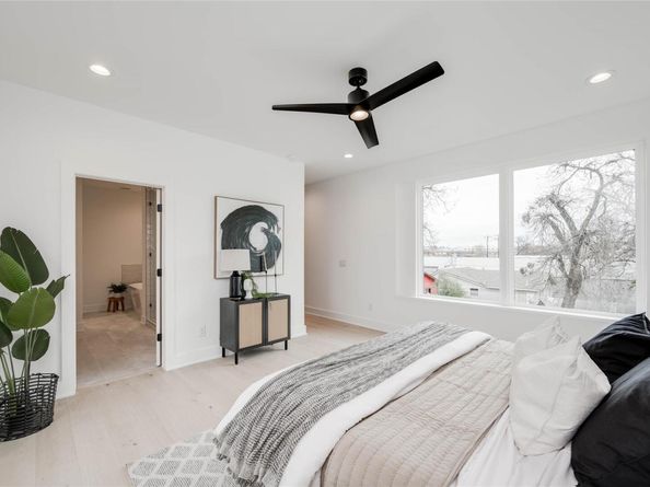 2511 E 5th ST, Austin TX 78702
