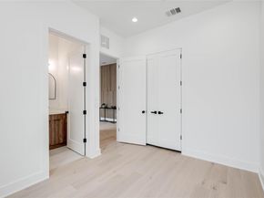 2511 E 5th ST, Austin TX 78702