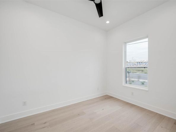 2511 E 5th ST, Austin TX 78702