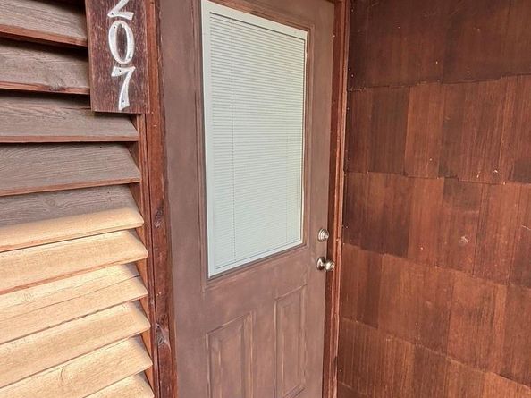 1214 Baron HIlls Dr 207, Austin TX 78704