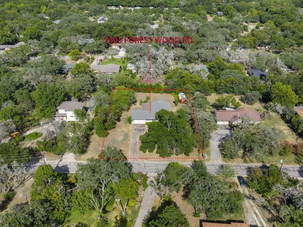 7505 Forest Wood RD, Austin TX 78745