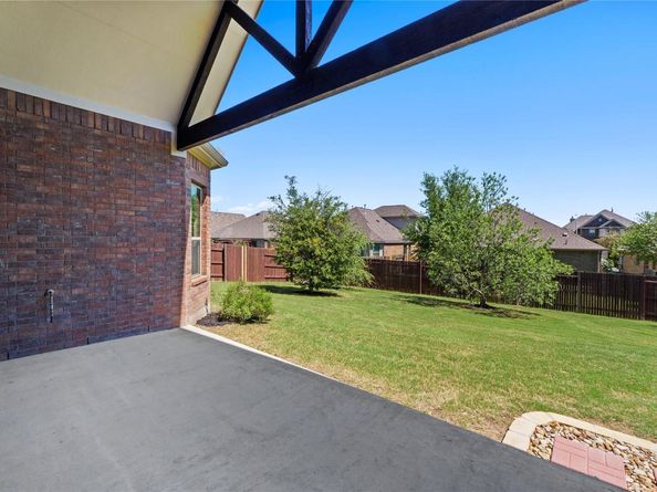 118 Bluehaw DR, Georgetown TX 78628