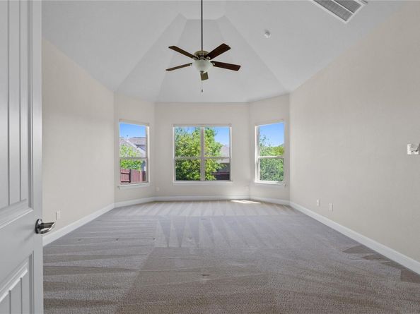118 Bluehaw DR, Georgetown TX 78628