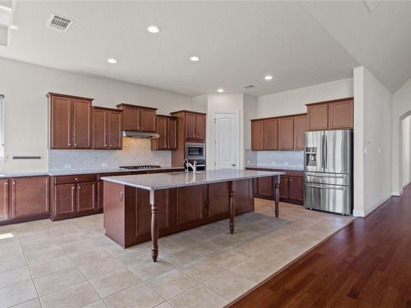 118 Bluehaw DR, Georgetown TX 78628