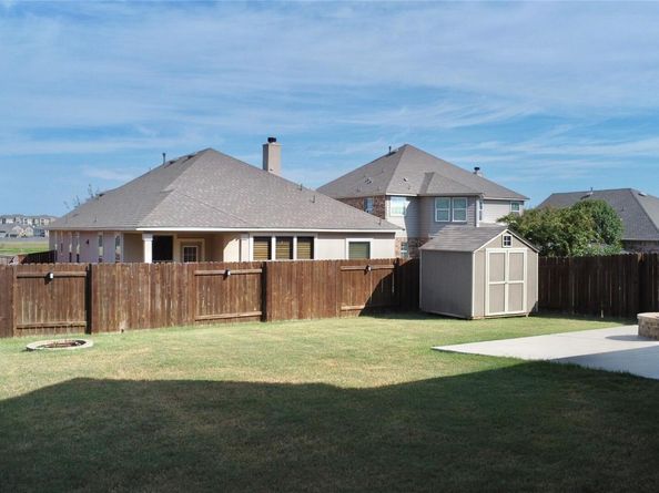 1712 Uhland DR, Leander TX 78641