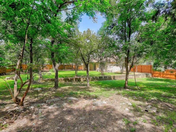 1106 Serenada DR, Georgetown TX 78628