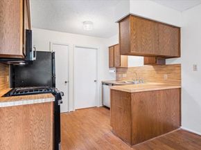 1617 W Braker LN B, Austin TX 78758