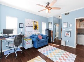 1741 Spyglass DR 2104, Austin TX 78746