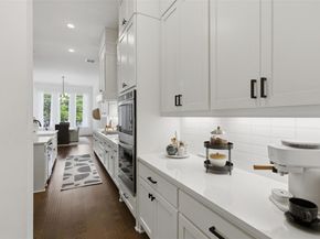 6101 Diversion CIR, Lago Vista TX 78645