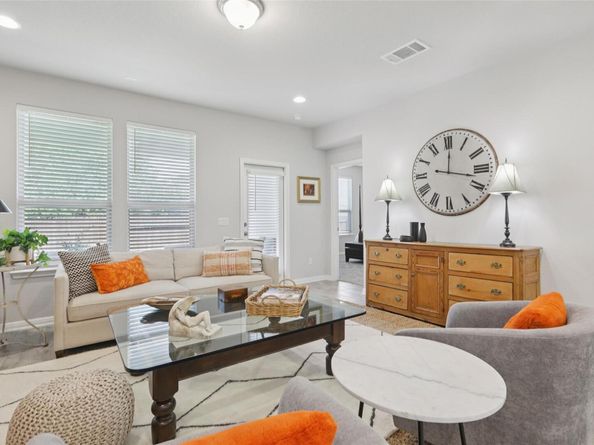 817 Olive Creek DR 70, Georgetown TX 78633