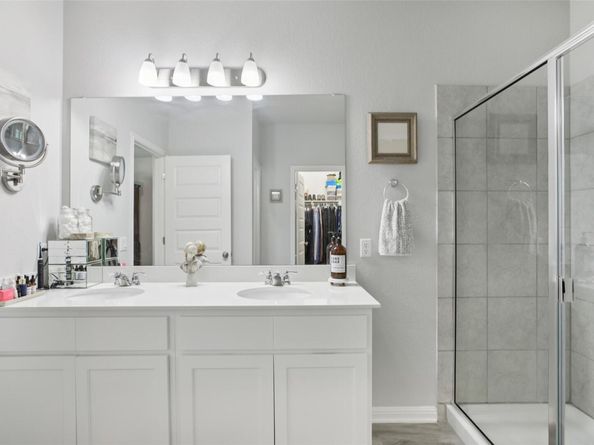 817 Olive Creek DR 70, Georgetown TX 78633