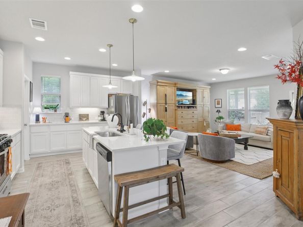 817 Olive Creek DR 70, Georgetown TX 78633