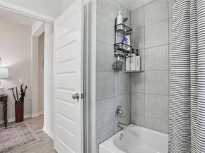 817 Olive Creek DR 70, Georgetown TX 78633
