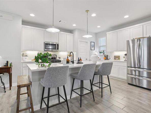 817 Olive Creek DR 70, Georgetown TX 78633