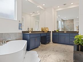 2233 Bellisa Vista DR, Leander TX 78641