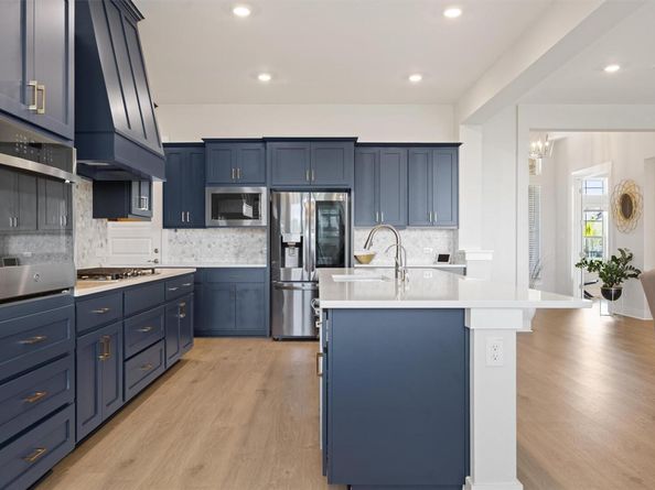 2233 Bellisa Vista DR, Leander TX 78641