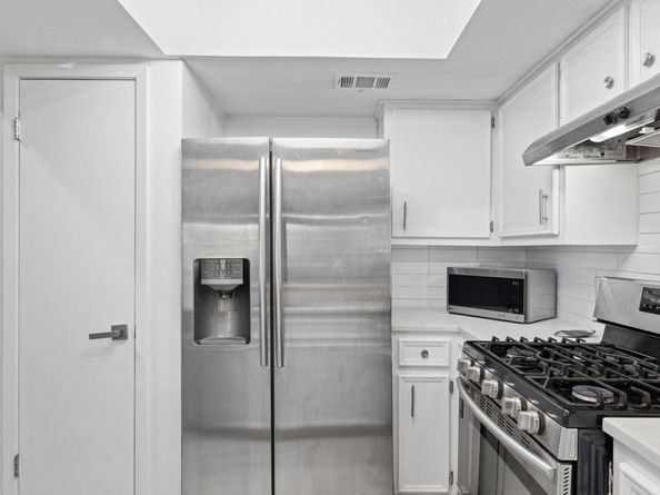 1010 W Rundberg LN W 13, Austin TX 78758