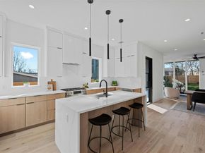 1407 Valleyridge DR B, Austin TX 78704