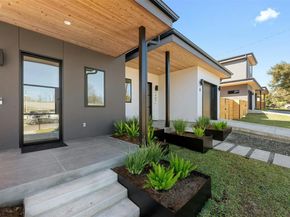 1407 Valleyridge DR B, Austin TX 78704