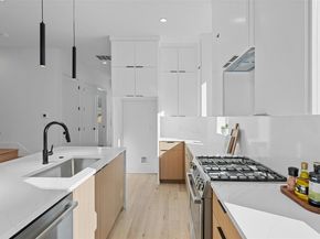 1407 Valleyridge DR B, Austin TX 78704