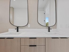 1407 Valleyridge DR B, Austin TX 78704
