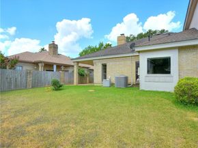 10215 River Plantation DR B, Austin TX 78747