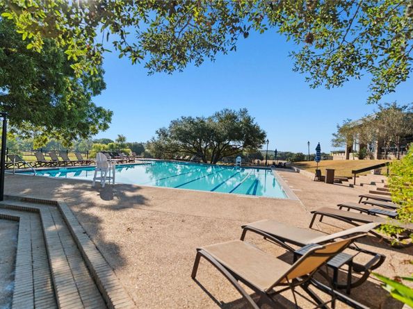 2210 Onion Creek PKWY 604, Austin TX 78747