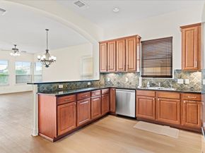 2210 Onion Creek PKWY 604, Austin TX 78747