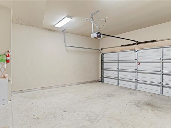 2210 Onion Creek PKWY 604, Austin TX 78747