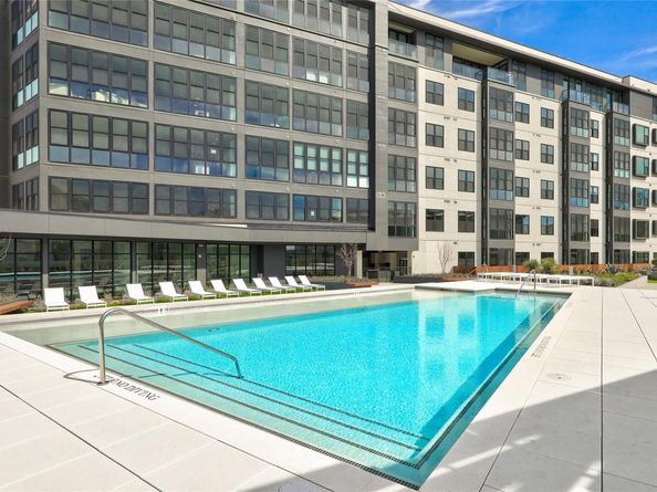 800 Embassy DR 421, Austin TX 78702