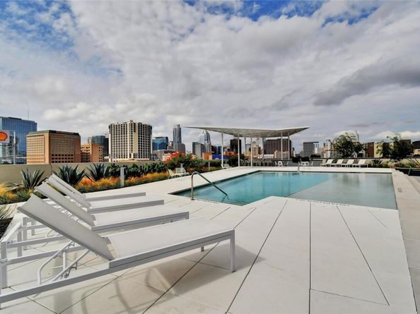 800 Embassy DR 421, Austin TX 78702