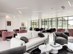 800 Embassy DR 421, Austin TX 78702