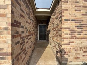 1512 Garlock DR, Leander TX 78641