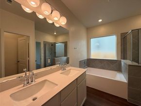 1512 Garlock DR, Leander TX 78641