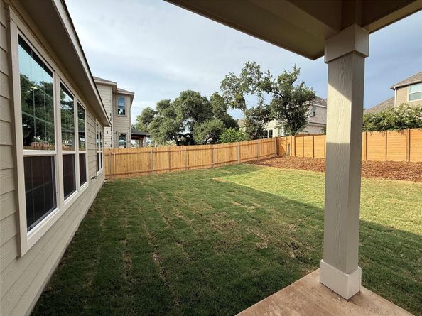 1512 Garlock DR, Leander TX 78641