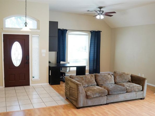 1712 Hackney CV, Austin TX 78727