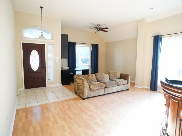 1712 Hackney CV, Austin TX 78727