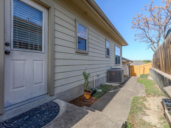 5740 Alsace TRL, Austin TX 78724