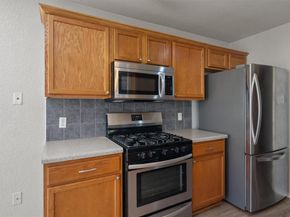 3515 Rock Shelf LN, Round Rock TX 78681