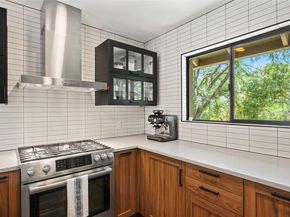 1702 Deerfield DR, Austin TX 78741