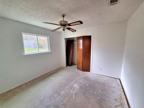 9011 Dorella LN, Austin TX 78736