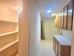 9011 Dorella LN, Austin TX 78736