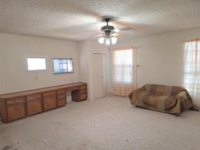 9011 Dorella LN, Austin TX 78736
