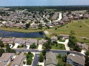9407 McKnight LOOP 9, Austin TX 78717