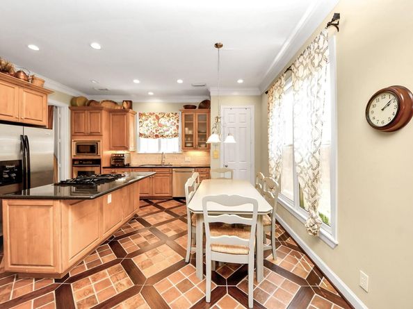 6310 Hermann Lake DR, Houston TX 77021
