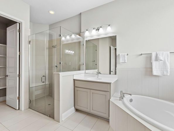 5000 Mandevilla DR, Austin TX 78739