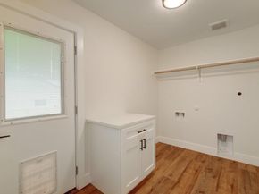 2704 Loyola LN, Austin TX 78723