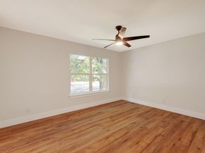 2704 Loyola LN, Austin TX 78723