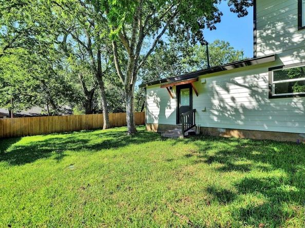 2704 Loyola LN, Austin TX 78723