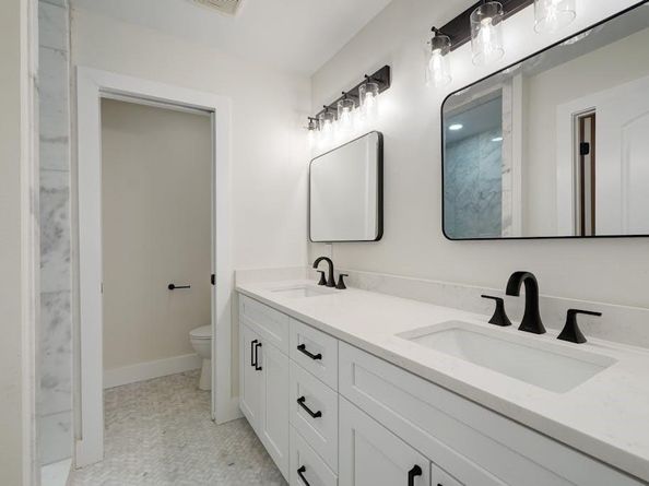 2704 Loyola LN, Austin TX 78723